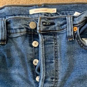 Levis Wedgie Straight Jeans - 28